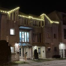 Commercial Christmas Lights Installation Service in Terrebonne 0