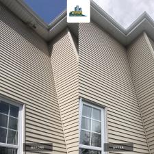 House Washing and Concrete Cleaning in Blainville, QC 1